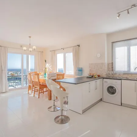 Apartamento Sunset With Pool In