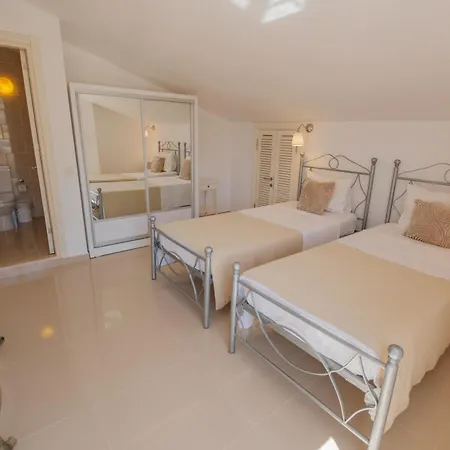 Sunset With Pool In *