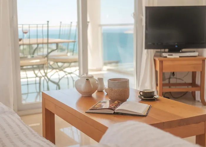 Sunset With Pool In Διαμέρισμα *