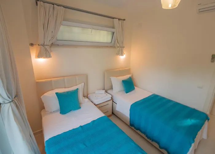 Sunset With Pool In * Καλκάν